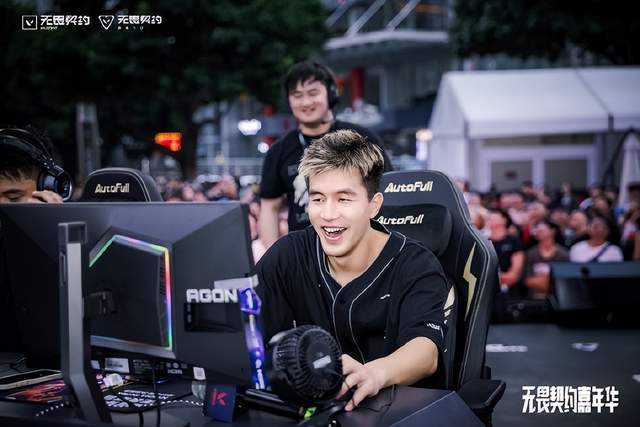 新韵重庆, 登场, 更是将现场 新韵重庆, 登场, 更是将现场