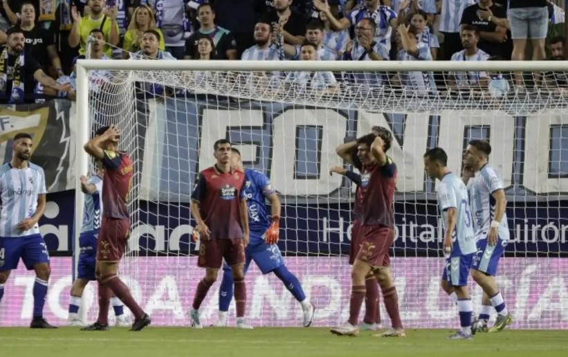 拉展开拦截, 警卫队原计