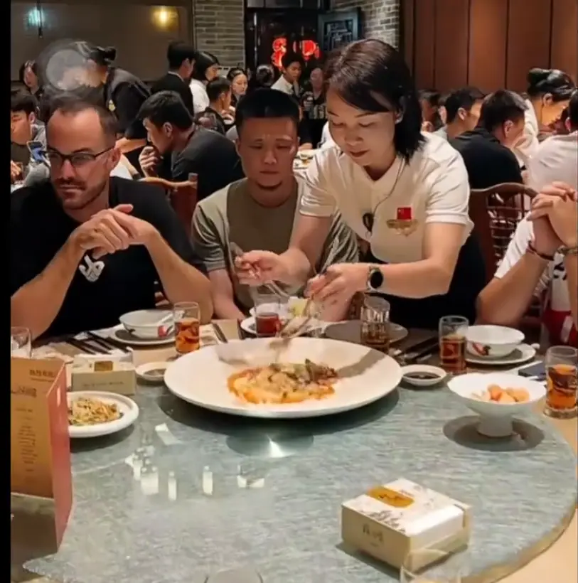 据了解, 今晚对阵西